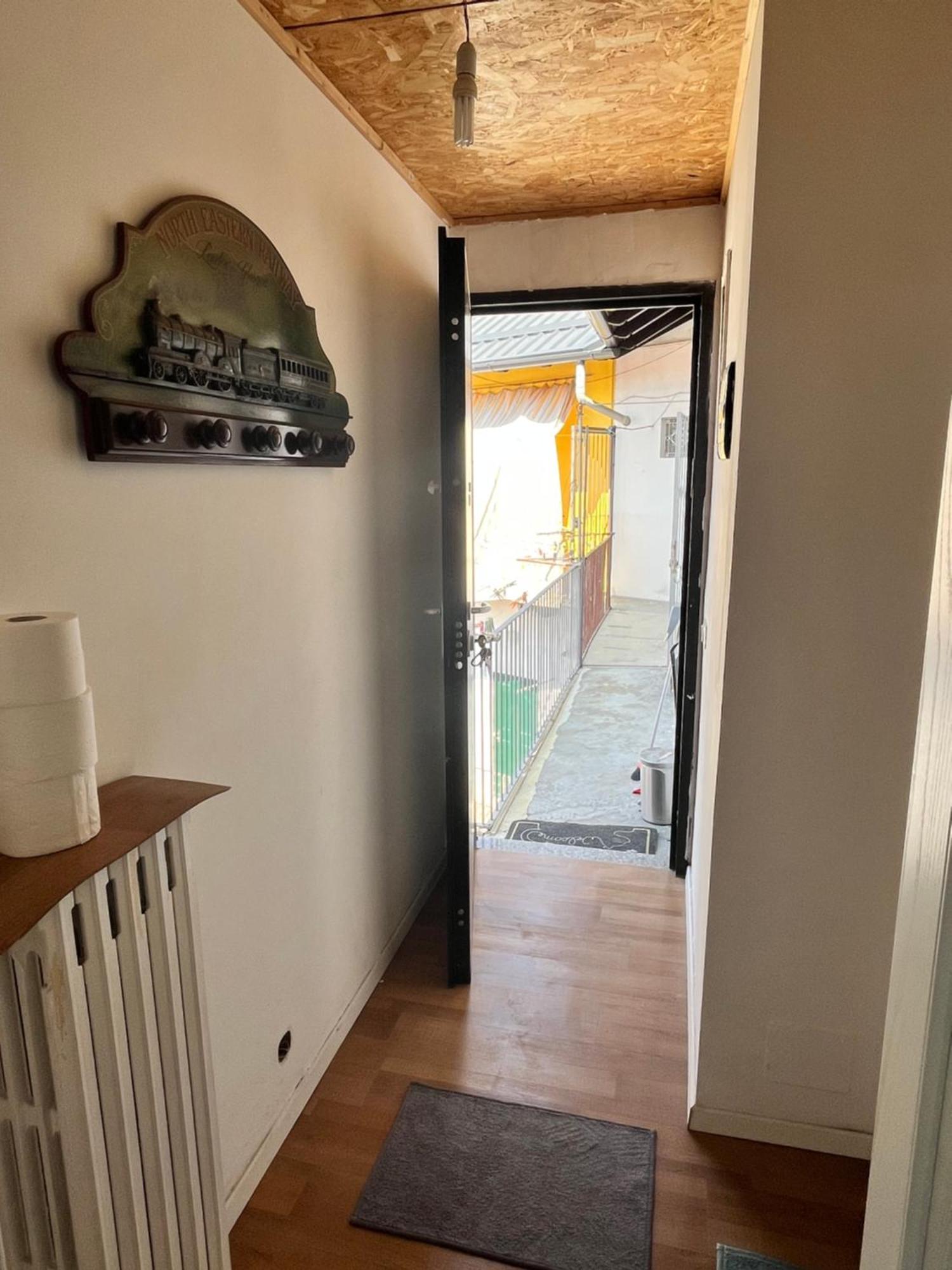 Room Saronno + B&B Exterior foto